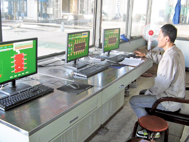 全自動加熱爐、正火爐操作室